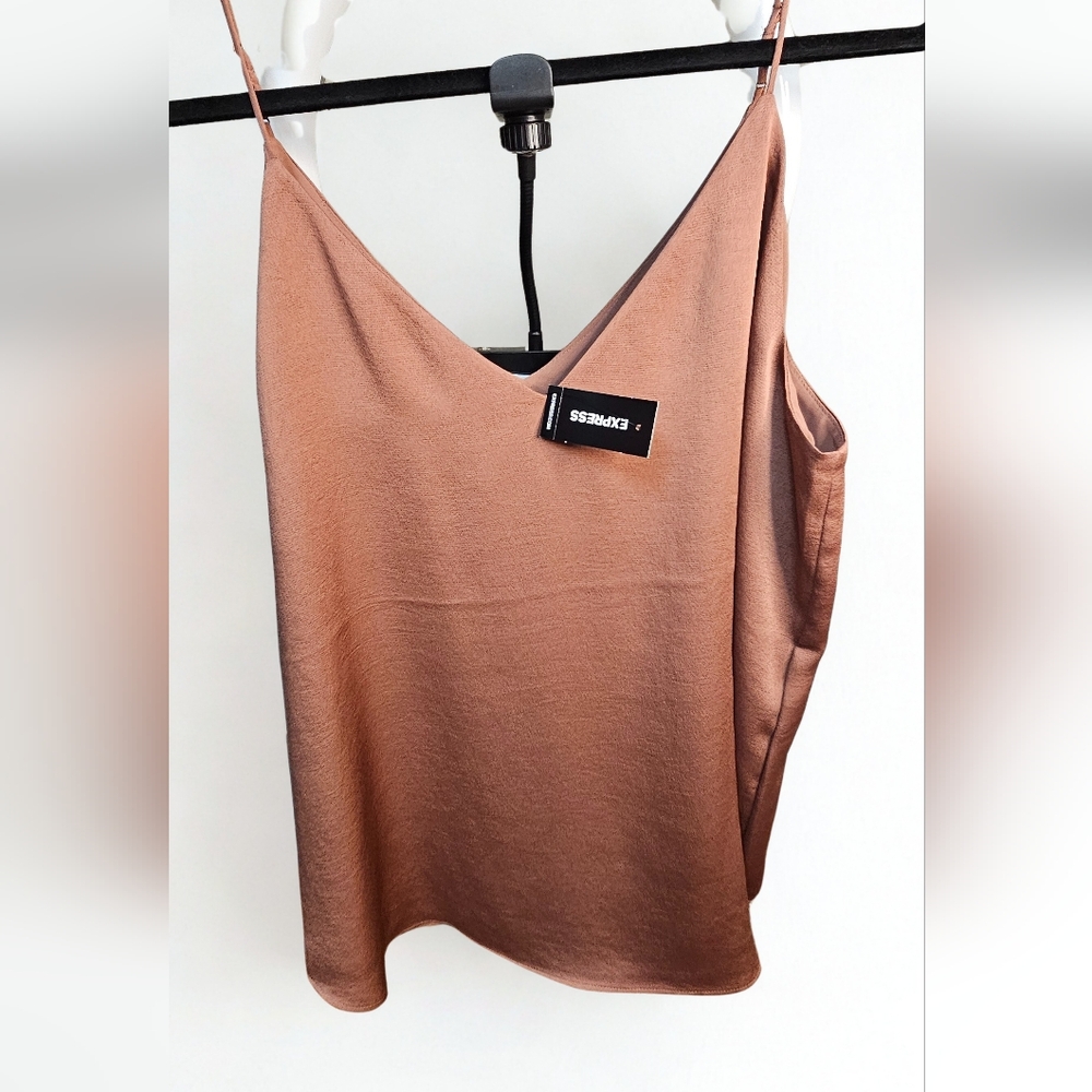 Express Tan Camisole Top - Picture 2 of 8